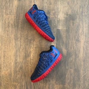 Under Armour Toddler CF Road Hugger Sneakers